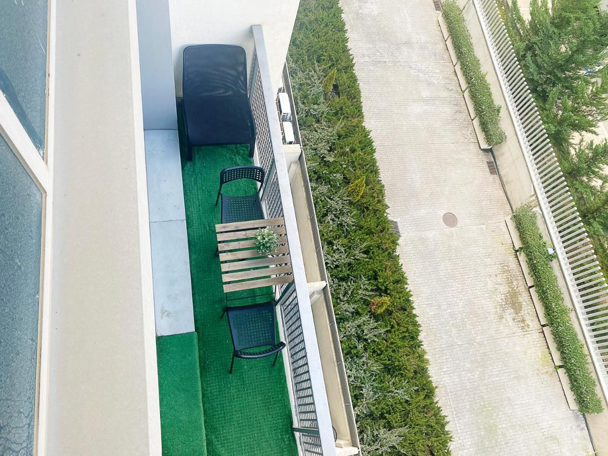 Madrid Norte II By Oshun Apartments ภายนอก รูปภาพ