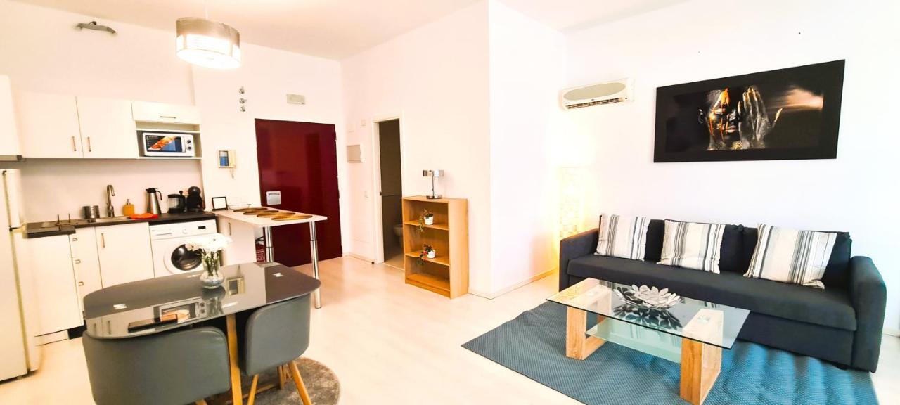 Madrid Norte II By Oshun Apartments ภายนอก รูปภาพ
